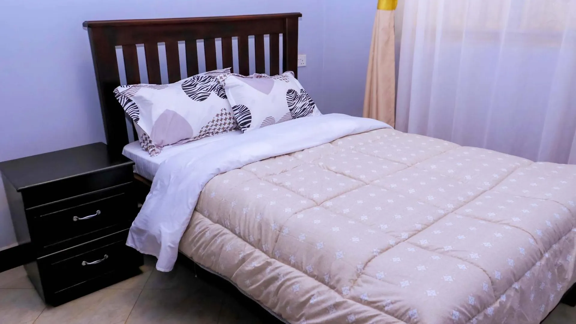 Kampala Hilltop Haven 2 Bedroom Gem Apartment